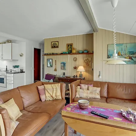 3 Bedroom Lovely In Hébergement de vacances *