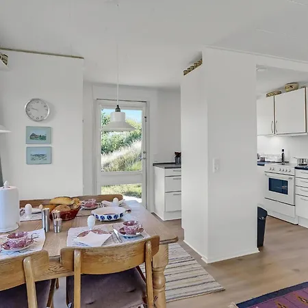 3 Bedroom Lovely In Nyaraló Fanø