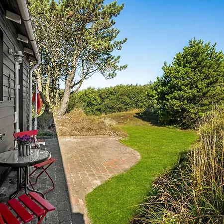 Hébergement de vacances 3 Bedroom Lovely In *