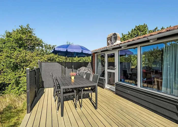 Semesterbostad 3 Bedroom Lovely In *