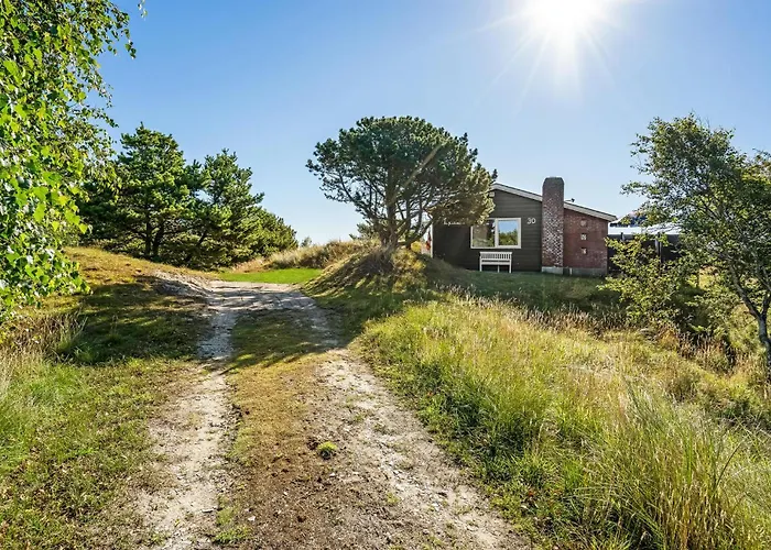 Semesterbostad 3 Bedroom Lovely In